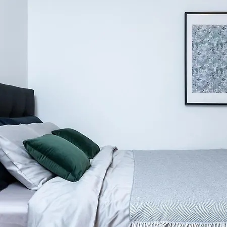 Design Studio, Inclusive, 10 Min To Old Town