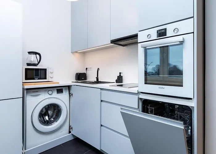 Design Studio, Inclusive, 10 Min To Old Town