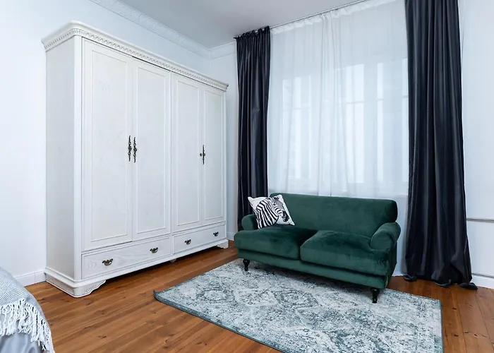 Design Studio, Inclusive, 10 Min To Old Town