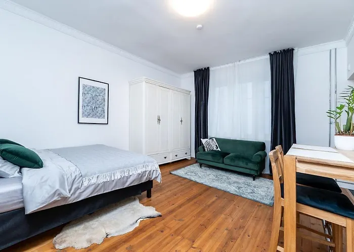 Design Studio, Inclusive, 10 Min To Old Town Appartement